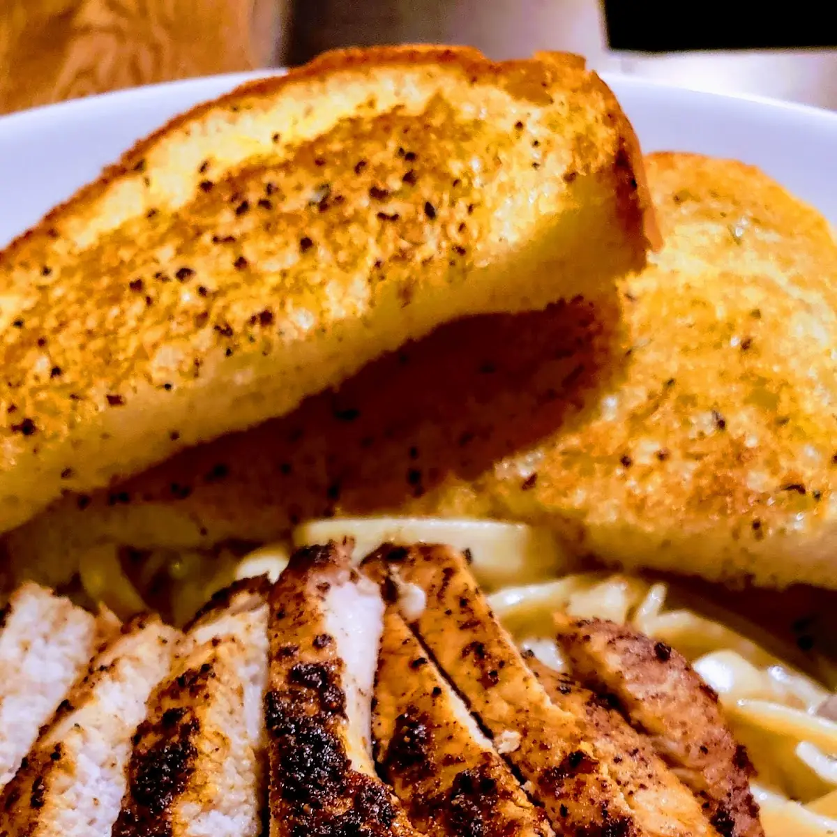 Blackened Chicken Alfredo Pasta