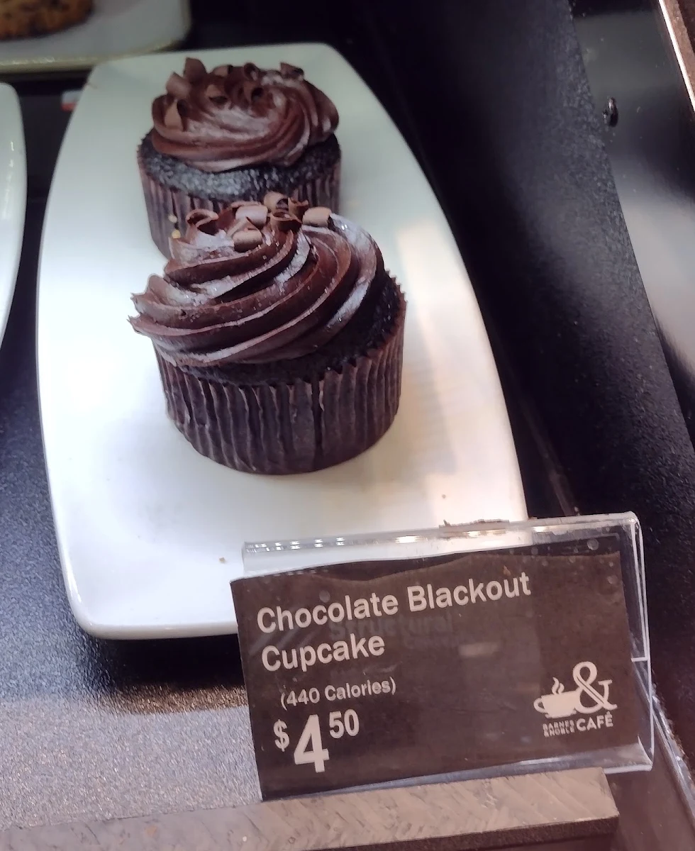 Dark Chocolate Cupcake