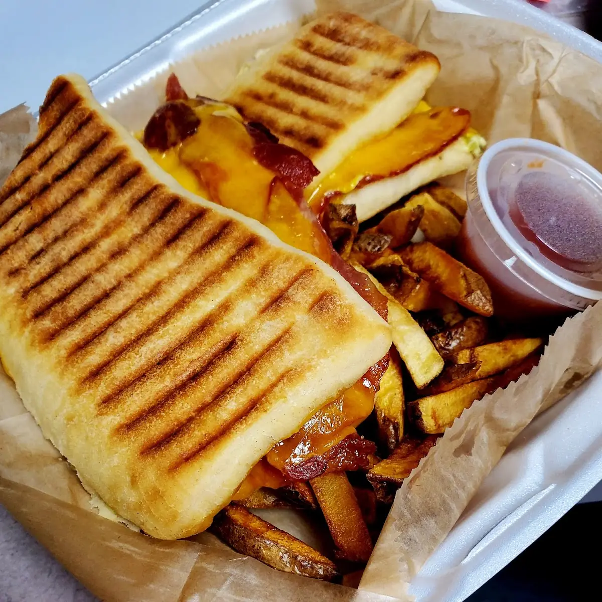 Jalapeno Popper Grilled Cheese