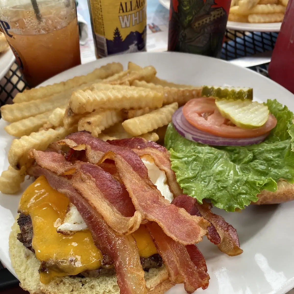 Old Fashioned Burger with Pasta Salad