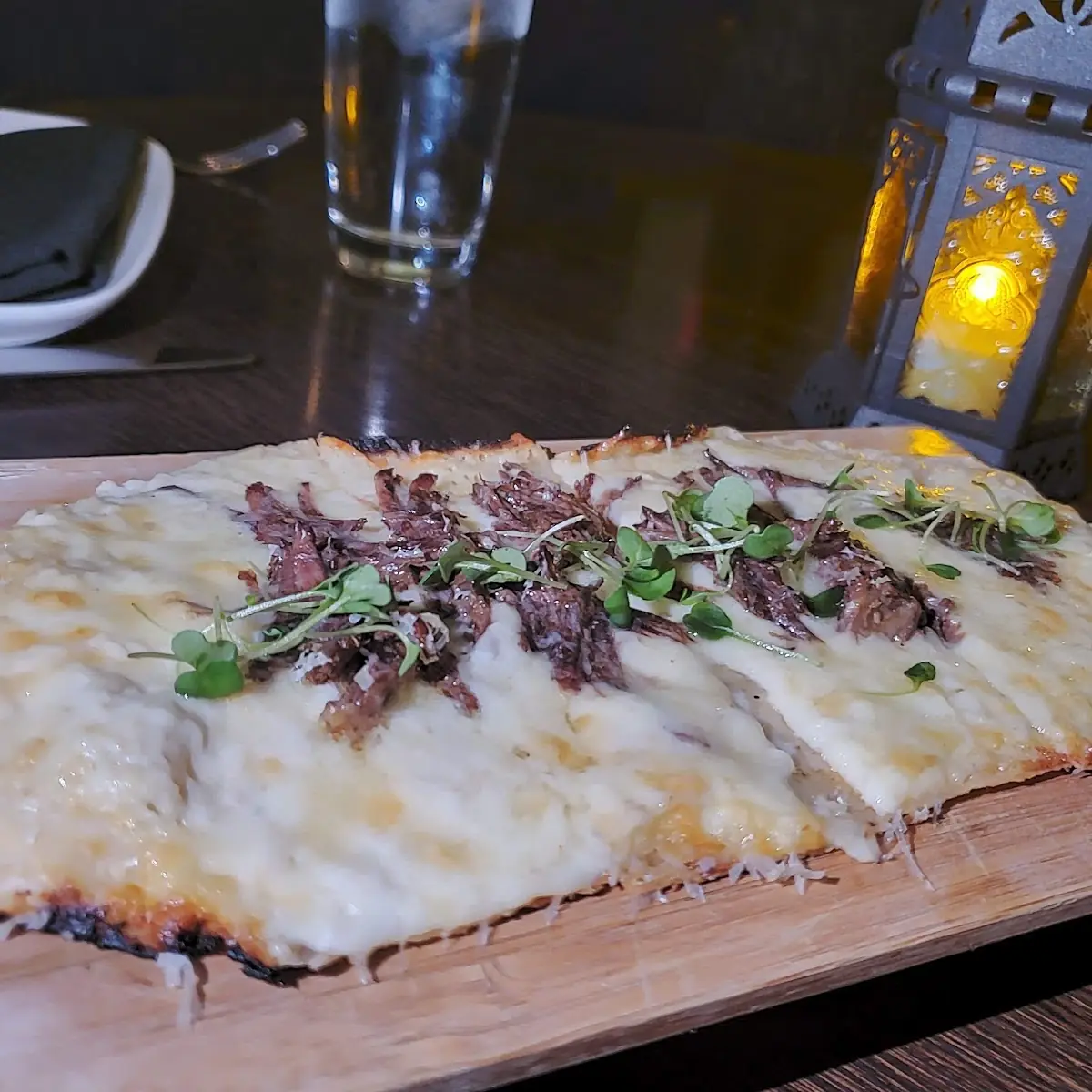 Short Beef Ribs Flatbread