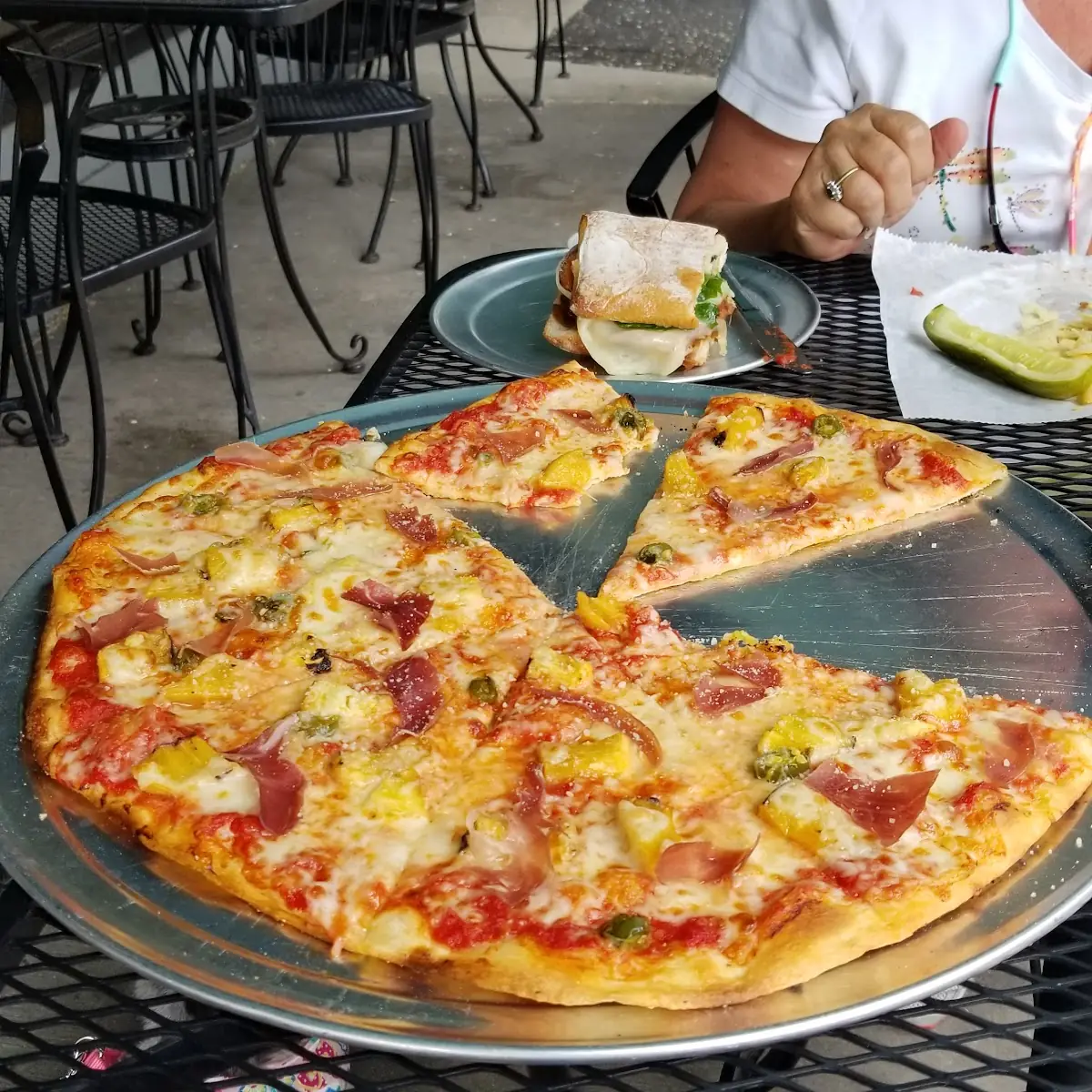 Hawaiian Pizza