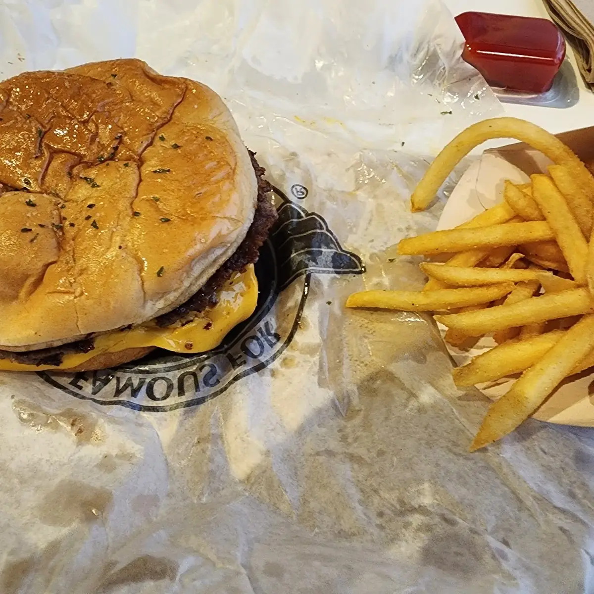 5 Garlic Cheeseburger