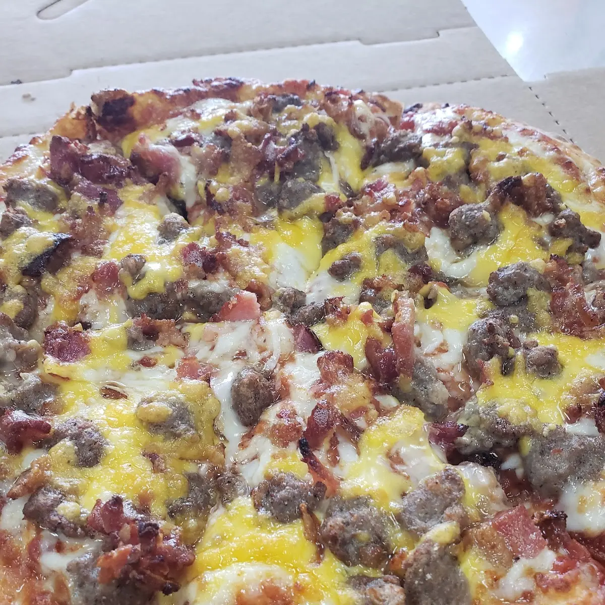 Bacon Cheddar Burger Pizza
