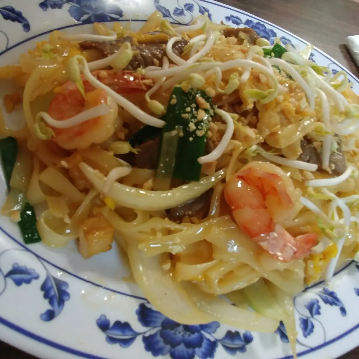 Combination Pad Thai