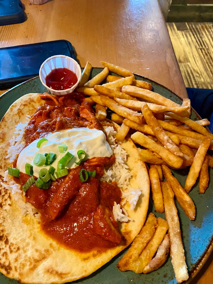 Butter Chicken Gyro