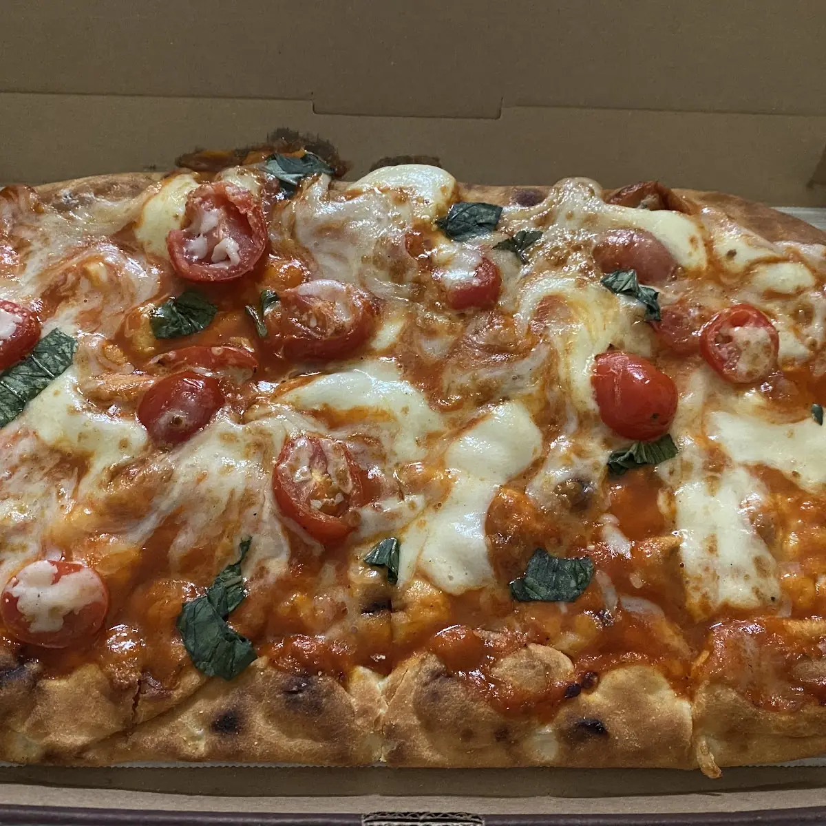 Margherita Flatbread Pizza