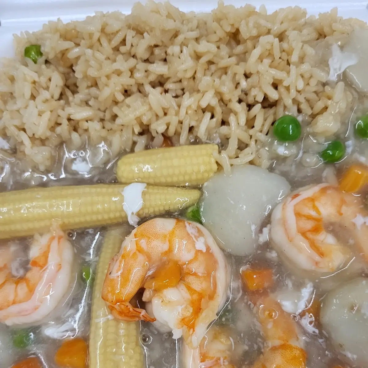 Shrimp Chinese Vegetables with White Sauce