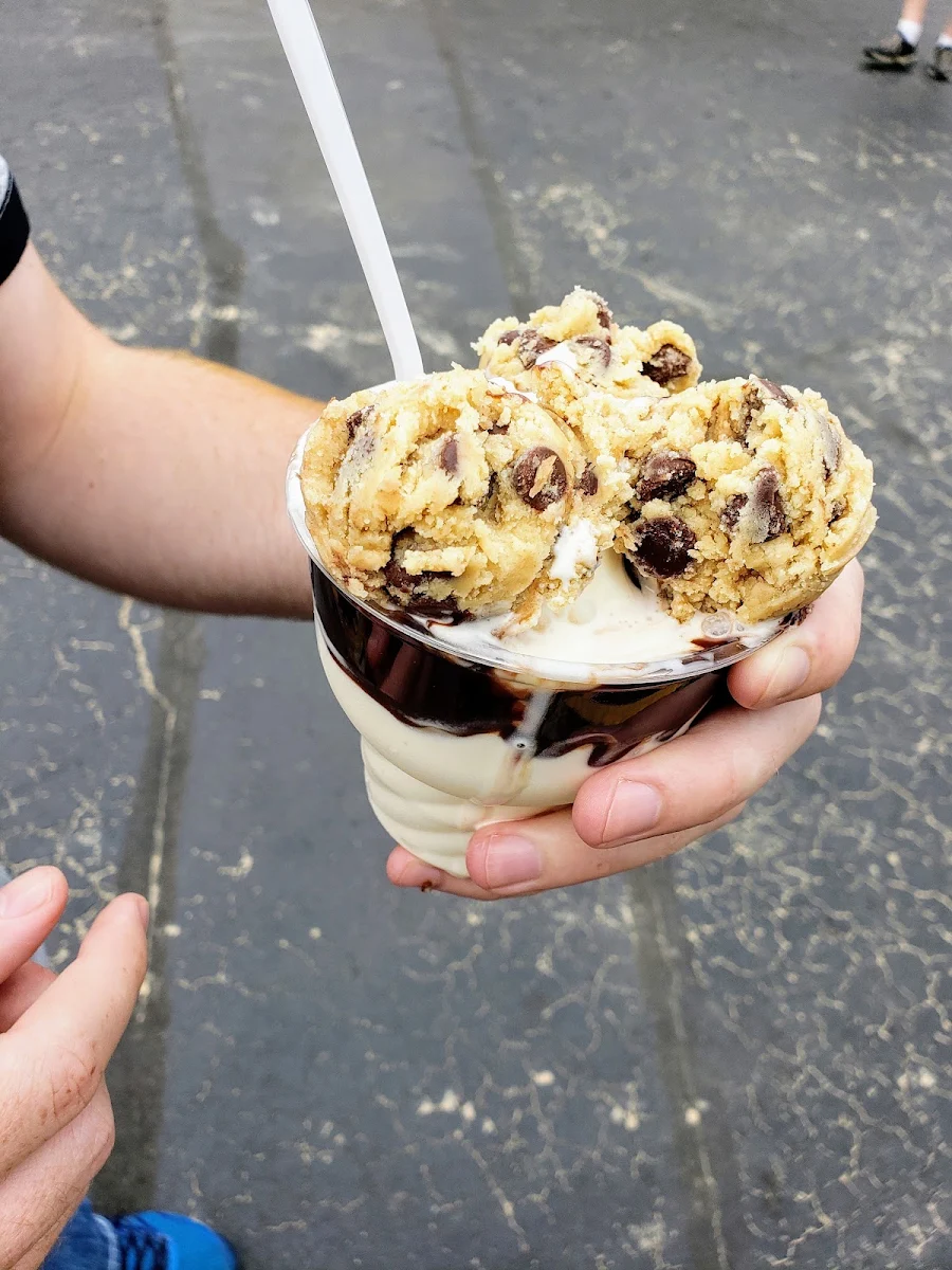 Large Cookie Dough Sundae