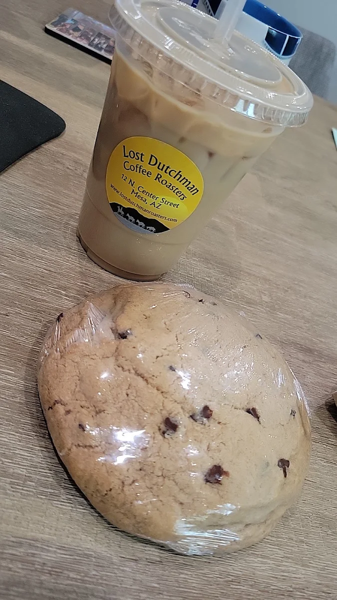 Caramel Macchiato & Huge Chocolate Chip Cookie