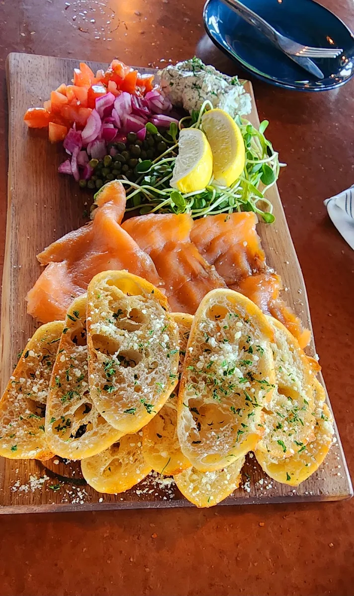 Smoked Salmon Platter