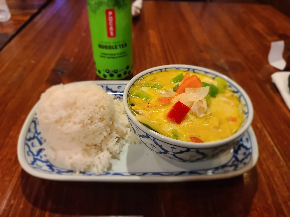 Green Curry Chicken