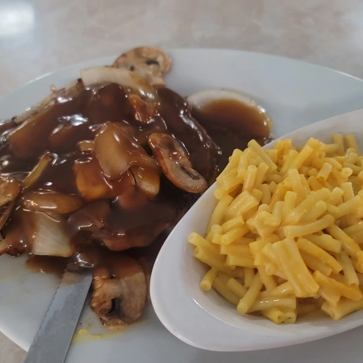 Hamburger Steak with Mac N Cheese
