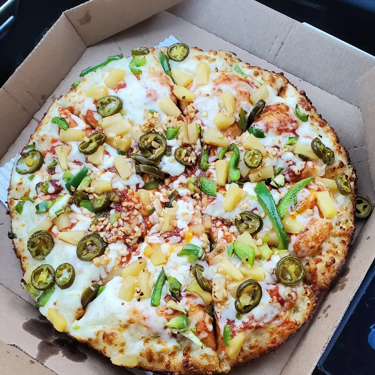 Ranch Hand Tossed with Extra Cheese Pizza