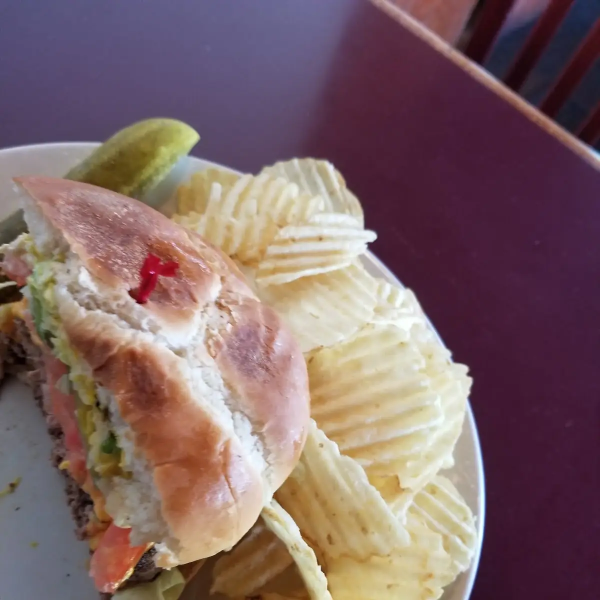 Double Cheese Burger w Chips