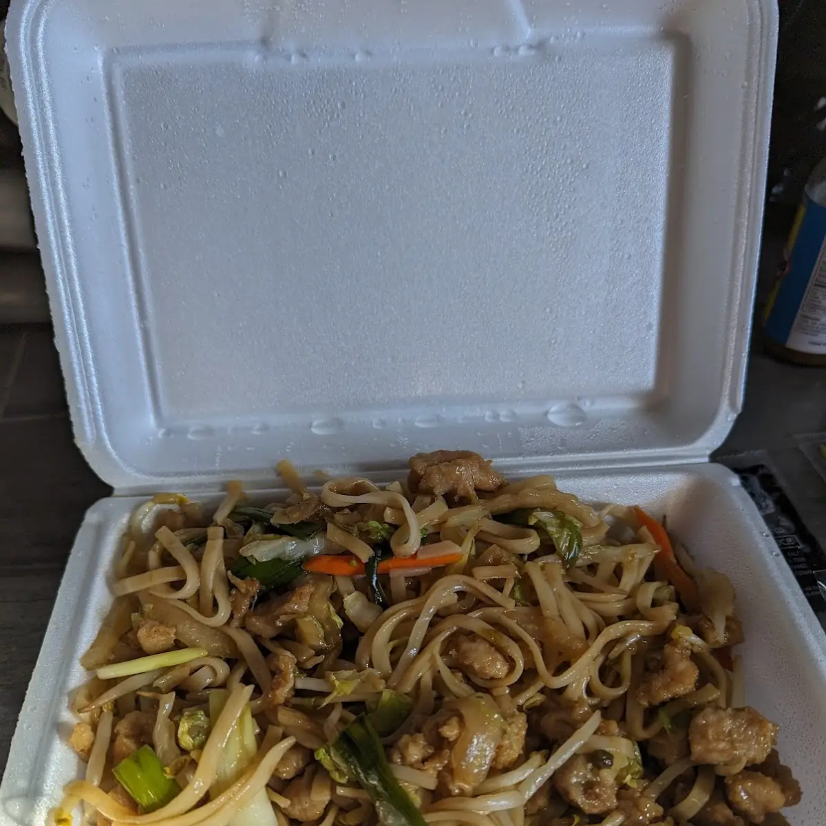 Chicken Lo Mein