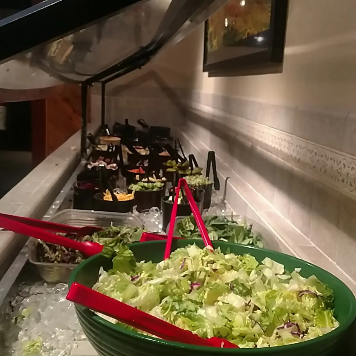 Soup 1 Salad Bar & Garlic Bread
