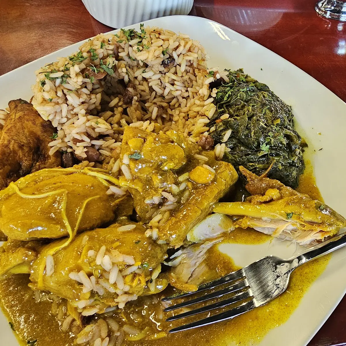 Curry Chicken with Spinach and Rice