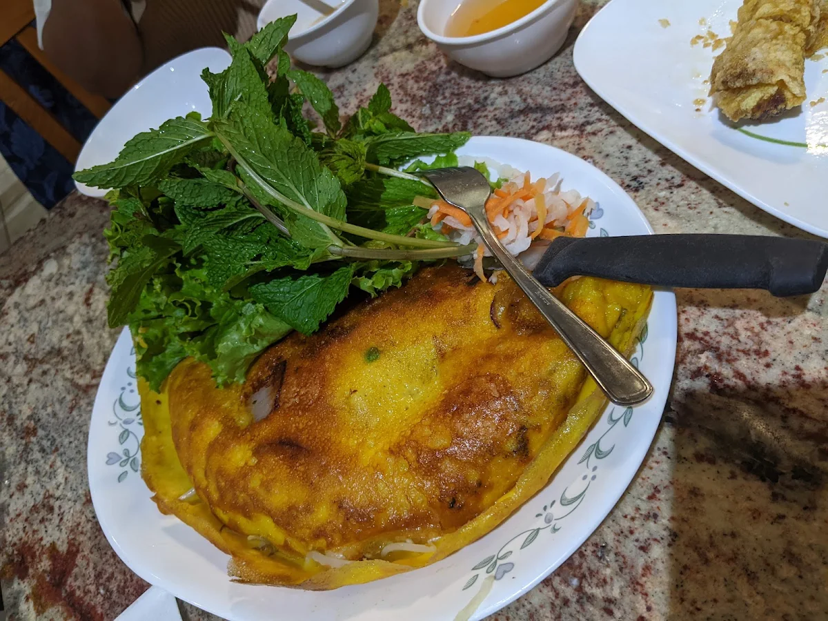 Bánh Xèo, Phở Hưng Restaurant