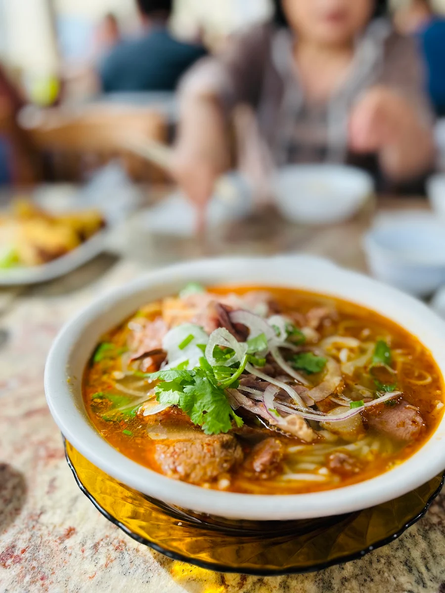Sate Beef Rice Noodle Soup, Phở Hưng Restaurant