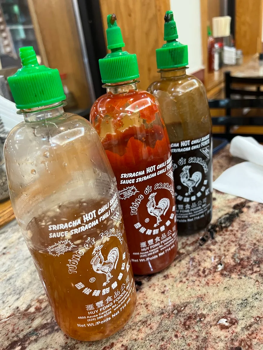 Spicy Sauce, Phở Hưng Restaurant