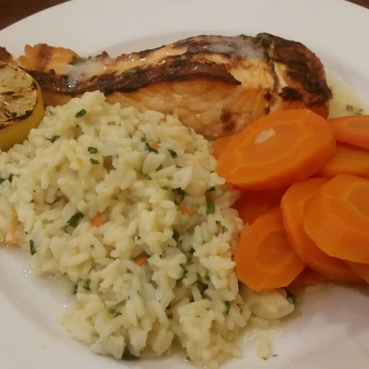 Broiled Salmon Lunch Special