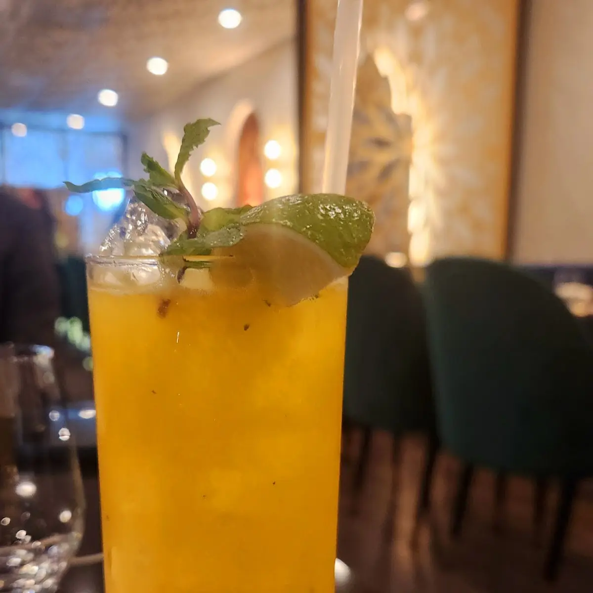 Virgin Mango Mojito