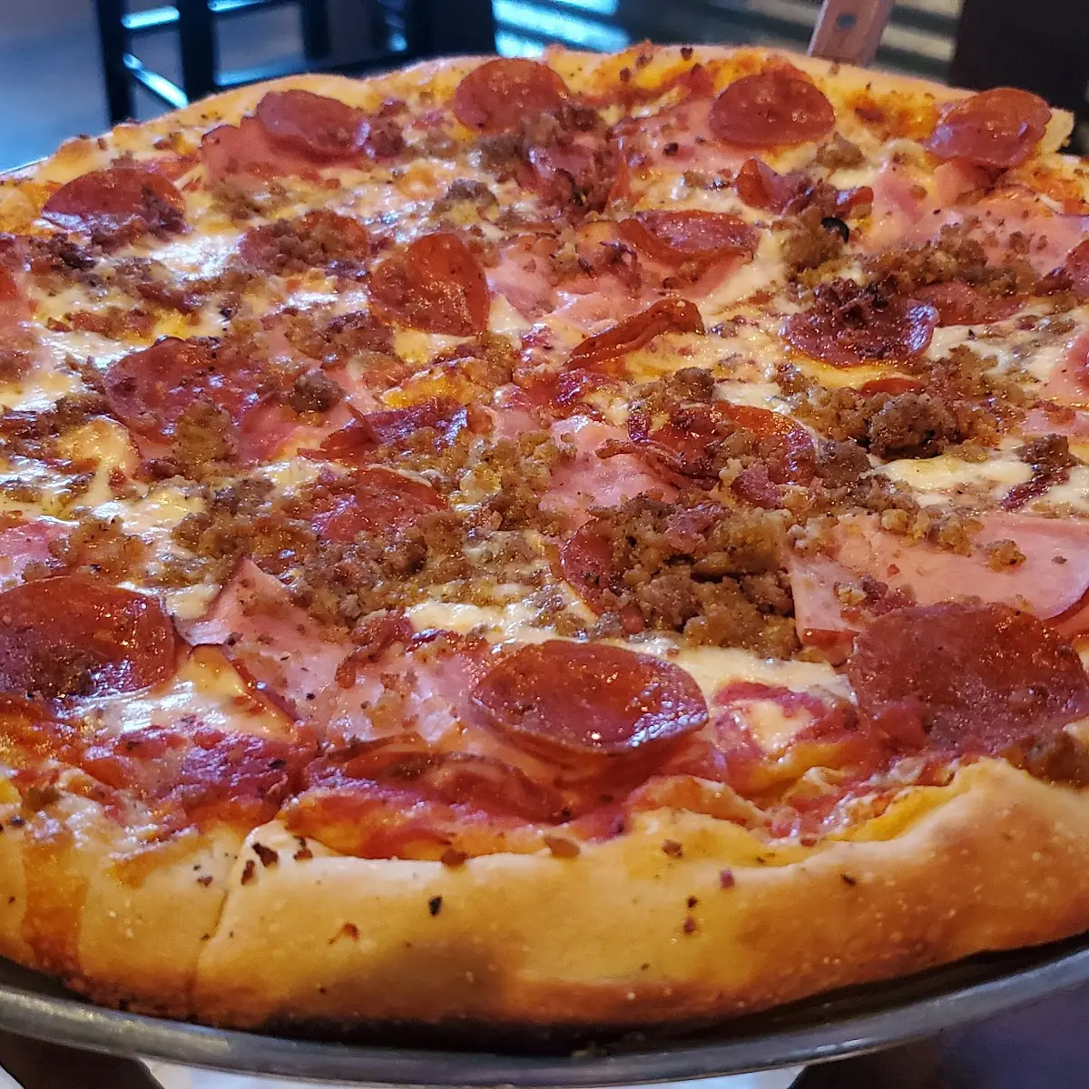 Thin Crust Meatoer Pizza Great Pie