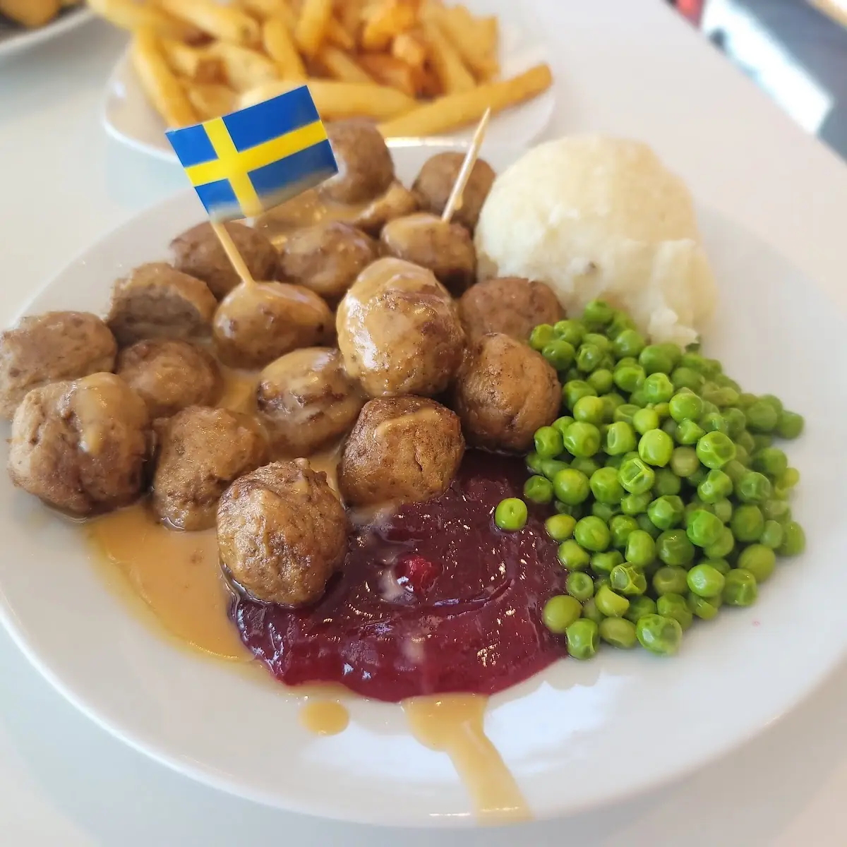Swedish Meatballs with Mashed Potatoes and Gravy
