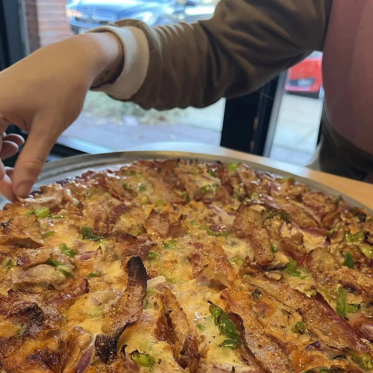 Deluxe Pizza