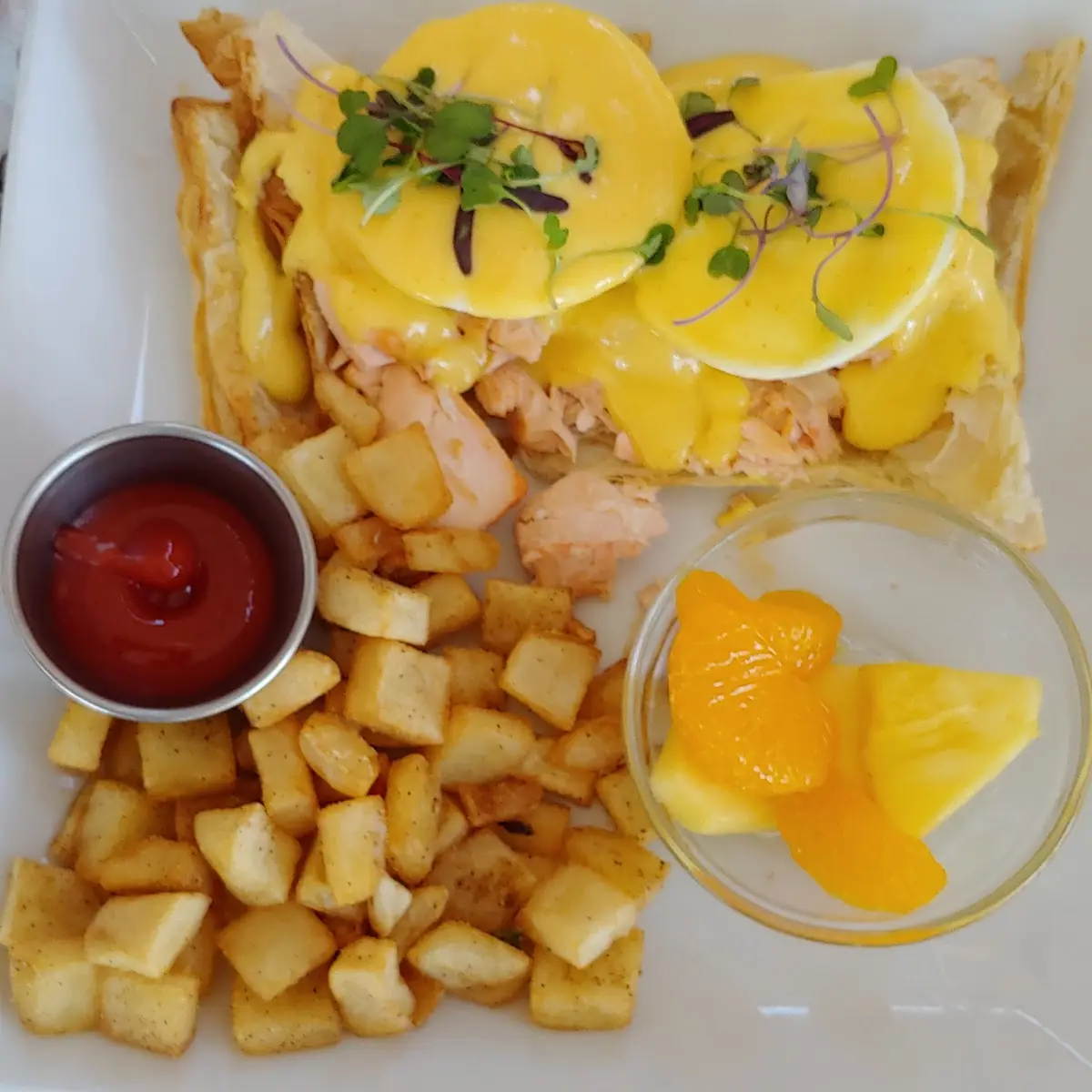 Eggs Benedict