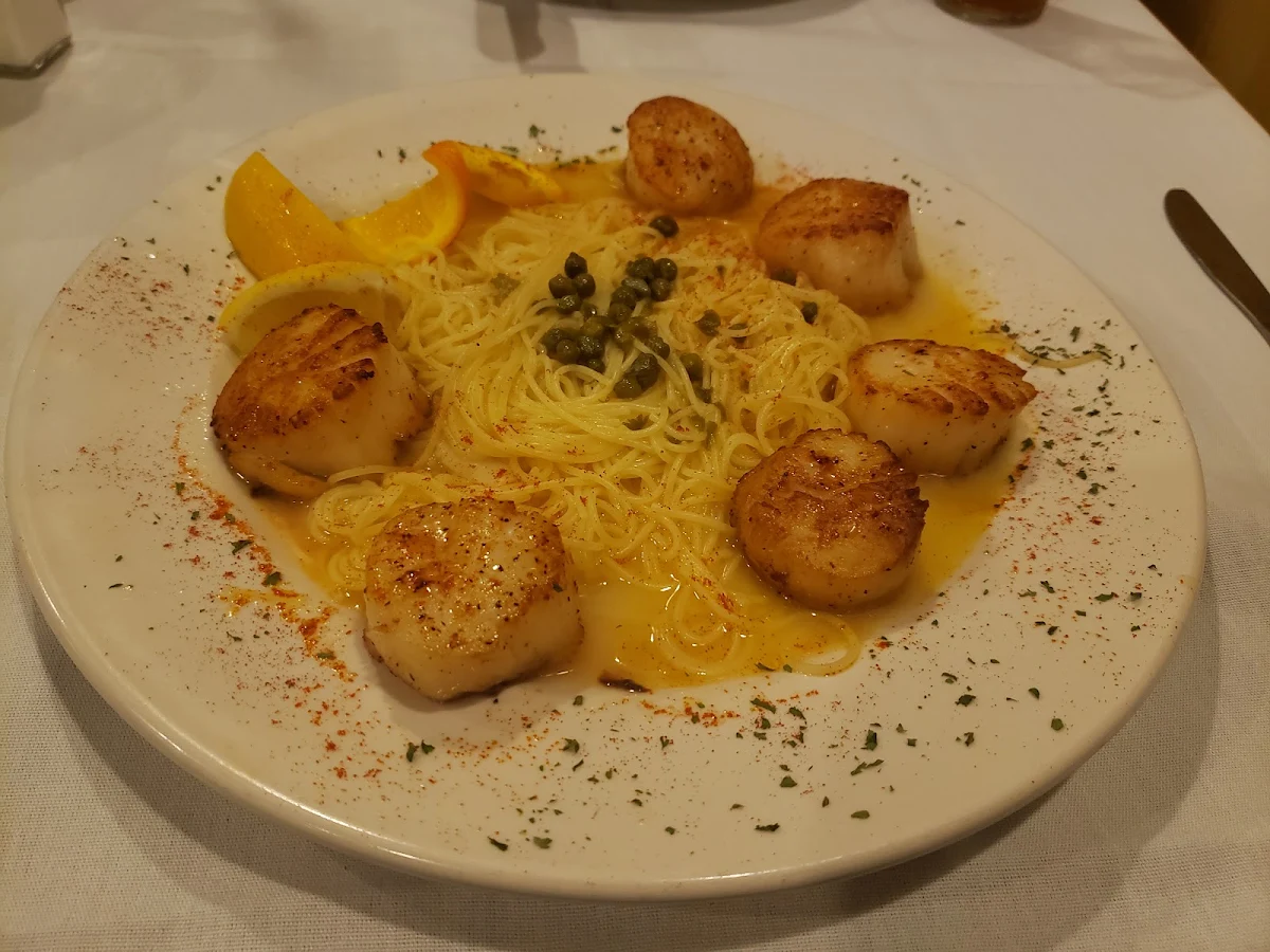 Scallops in Lemon Butter Sauce