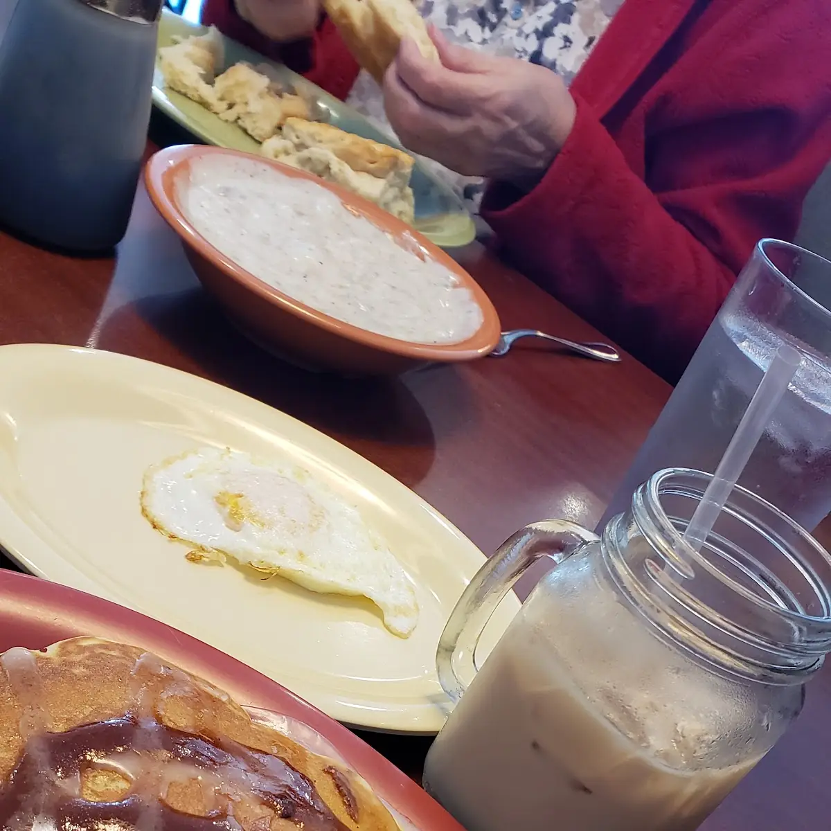 Cinnamon Roll Pancakes