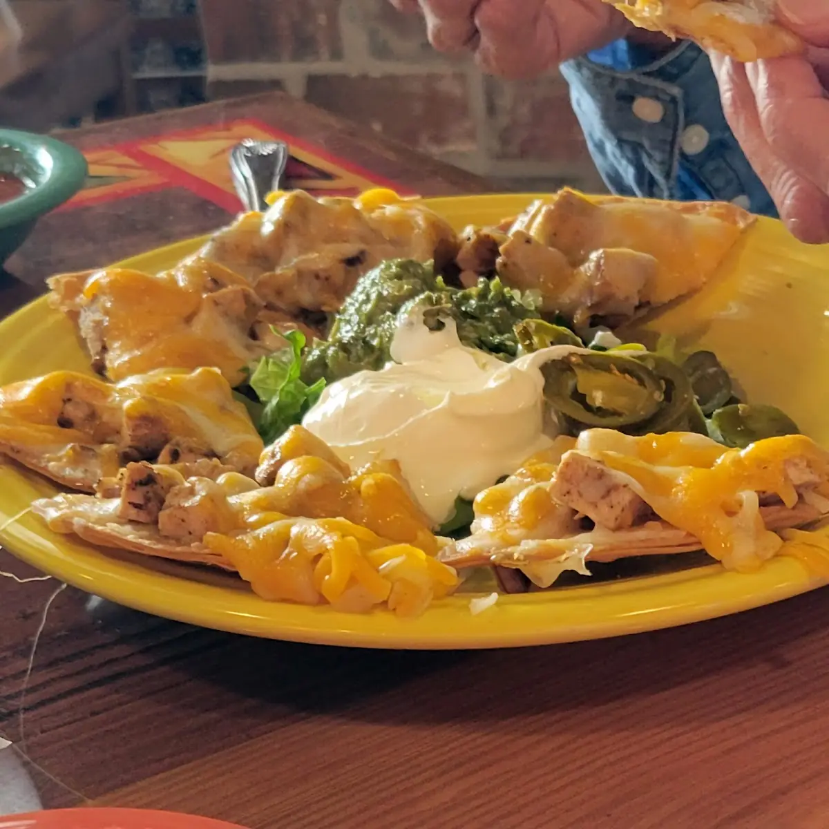 Chicken Nachos with Guacamole