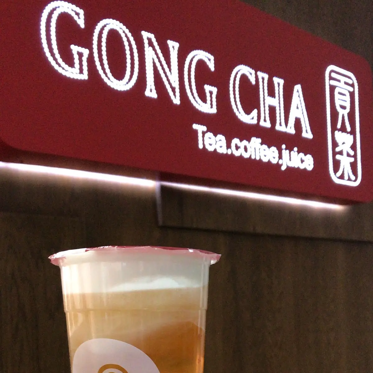 Milk Foam Oolong Tea