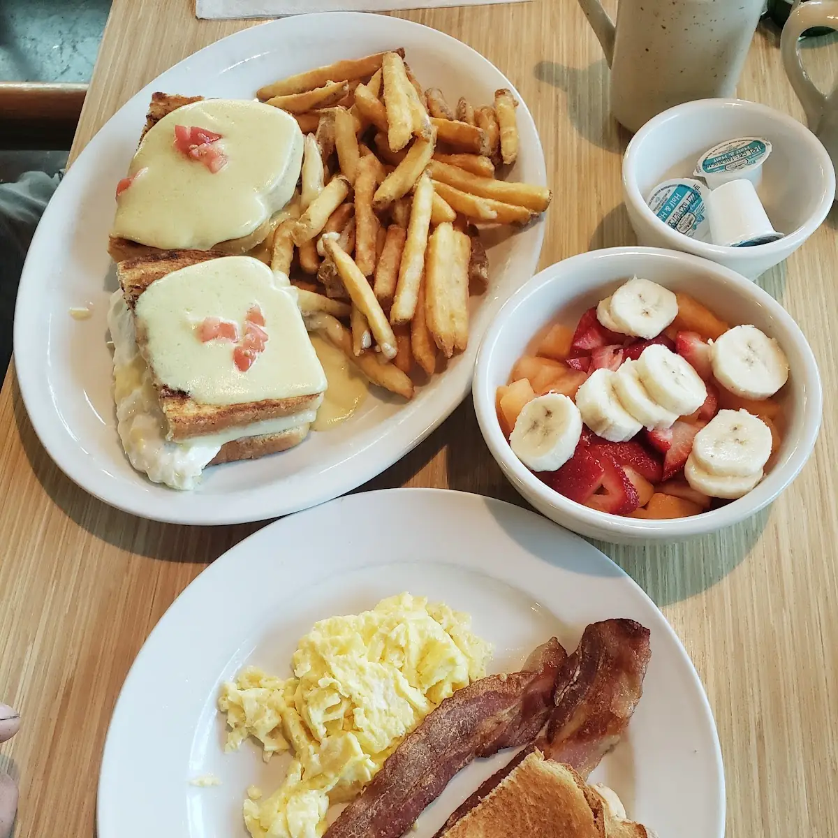 Scrambled Eggs Bacon and Toasted White Bread