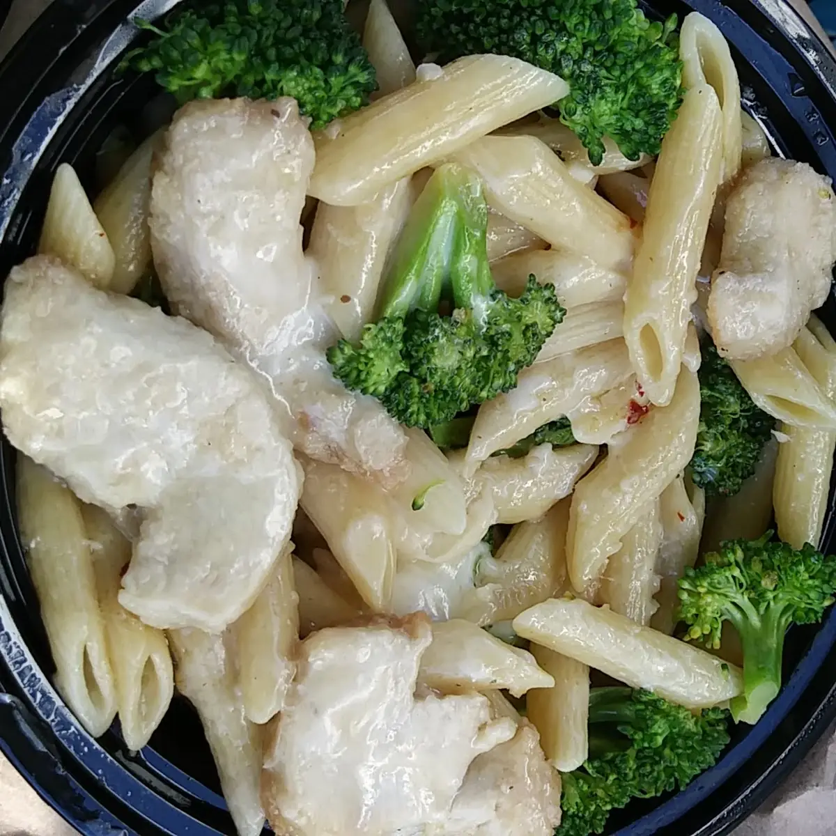 Chicken Broccoli Alfredo Pasta