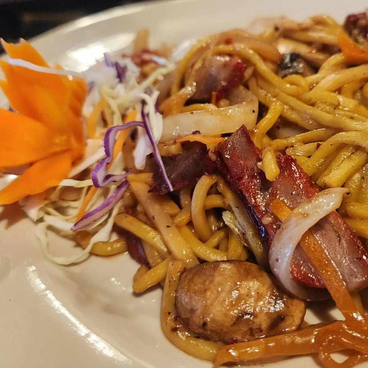 Roast Pork Lo-Mein