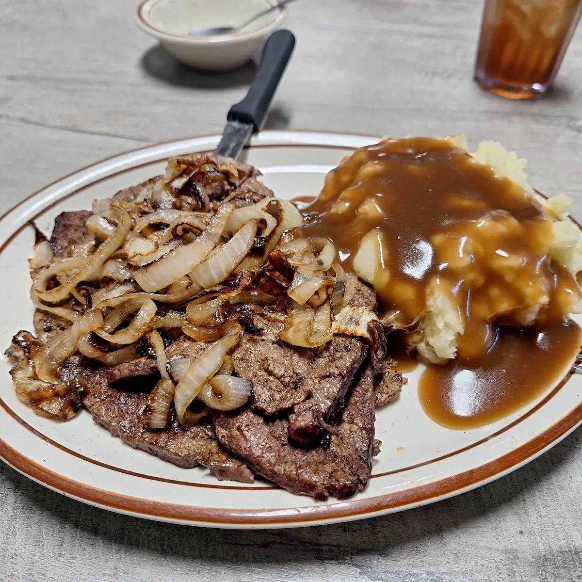 Piece Liver & Onions
