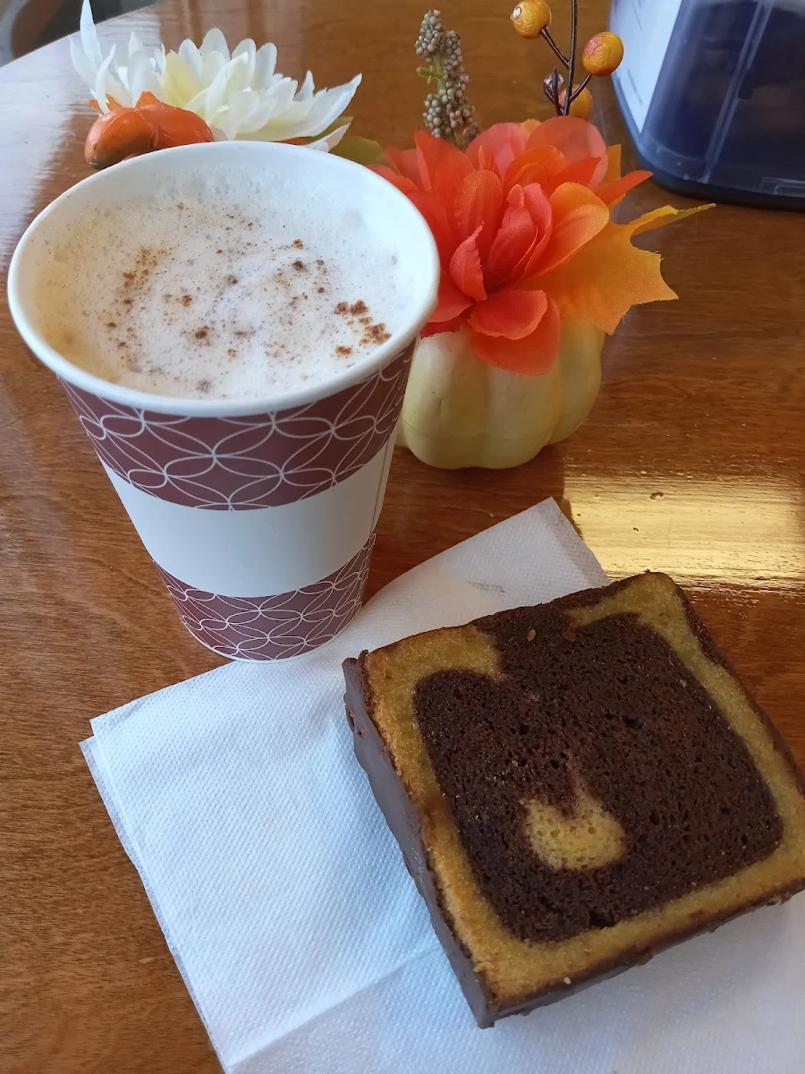 Chocolate Swirl Pound Cake with Mochachino