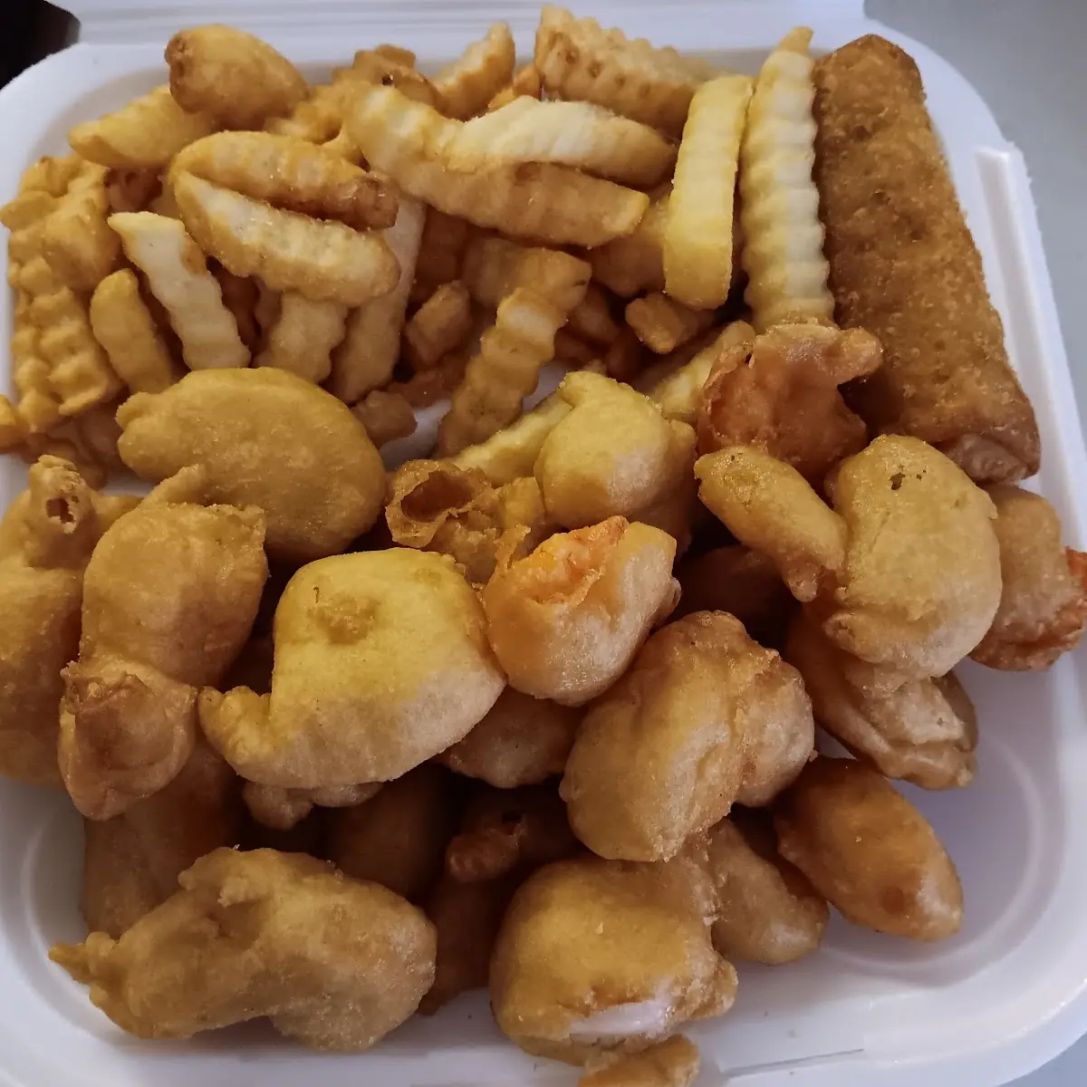 Fried Shrimp with Fries