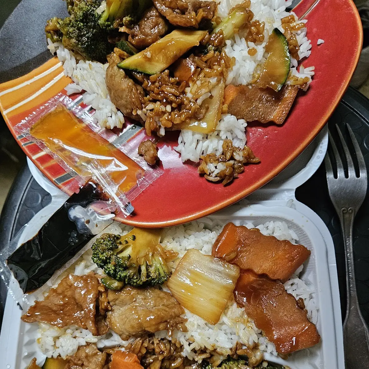 Beef and Vegetable Special with Egg Roll and White Rice