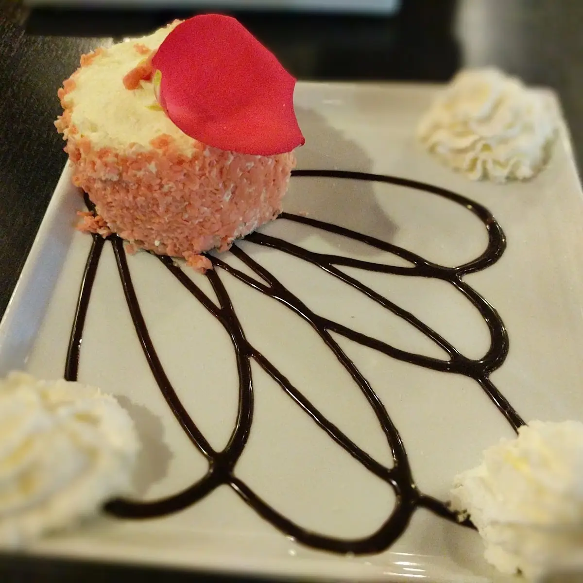 White Chocolate Raspberry Cheesecake