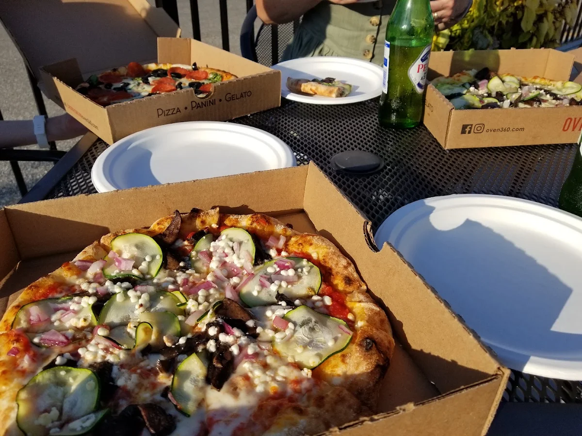 Zucchini Pizza Margherita, Oven 360 Leamington