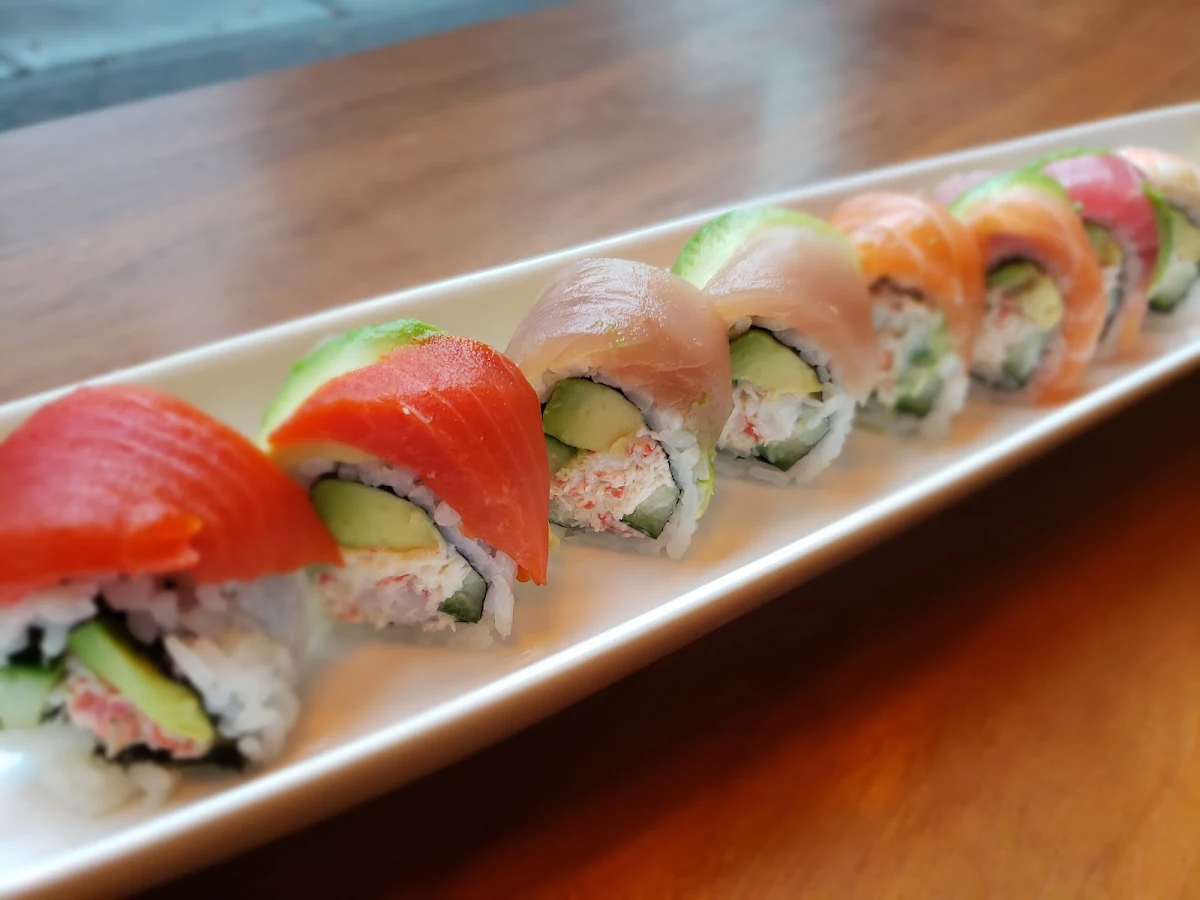 Rainbow Roll, GINZA SUSHI & POKE