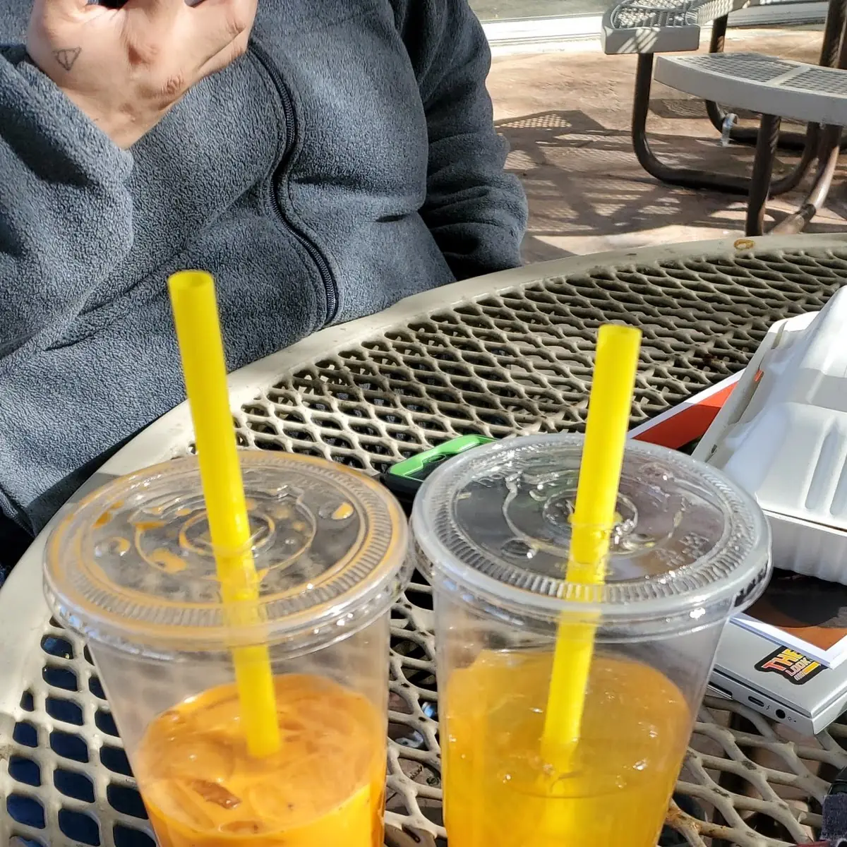 Peach Green Tea with Boba