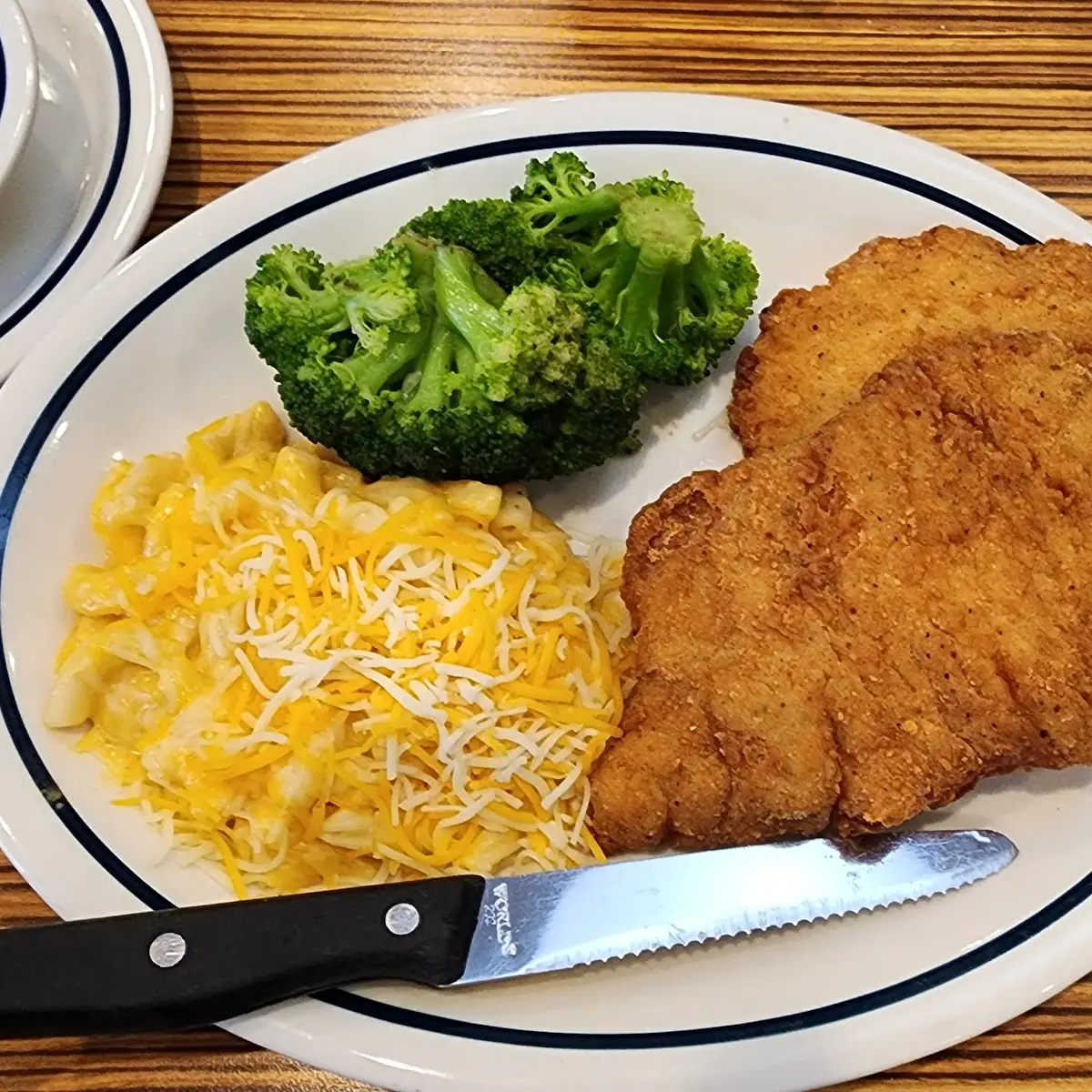 Fried Chicken Mac & Cheese