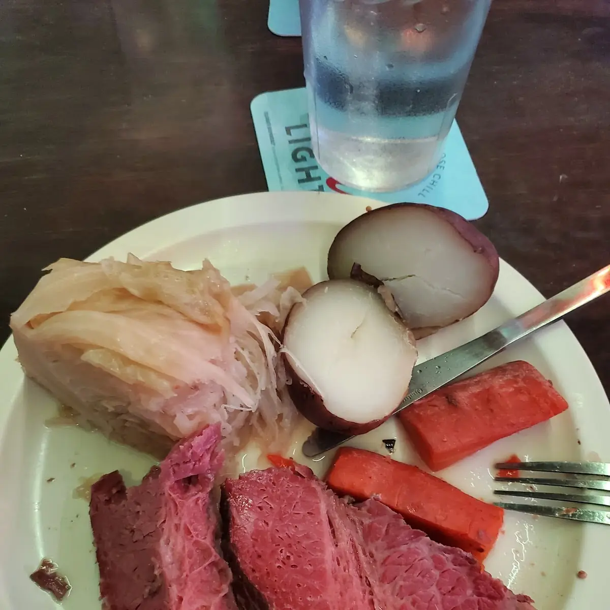 Corned Beef and Cabbage with Potatoes and Carrots