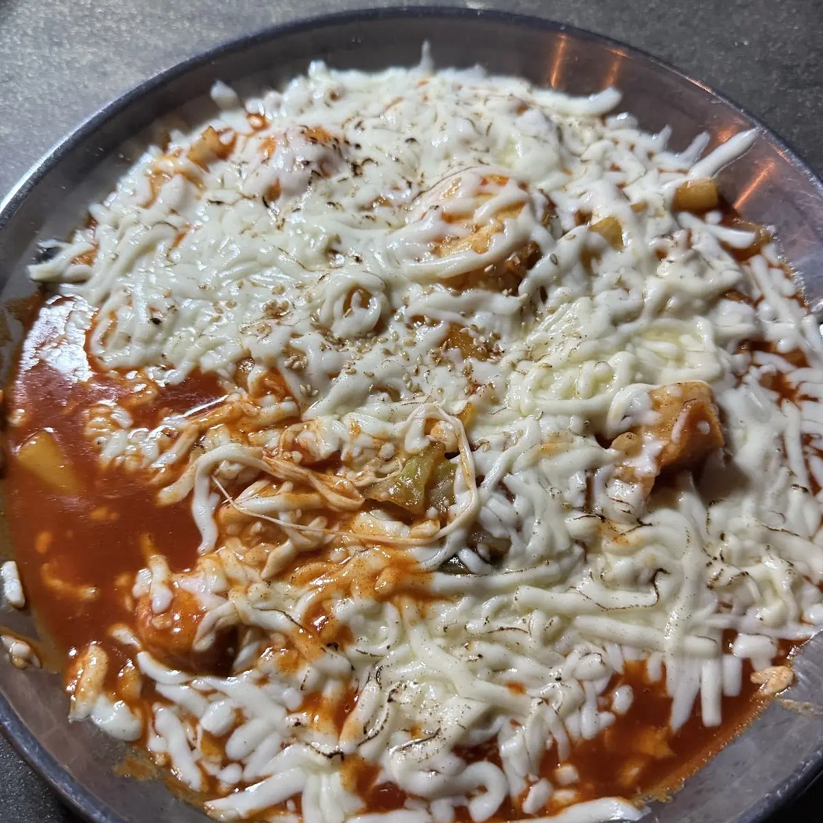 Cheesy Tteokbokki with Fish Cakes