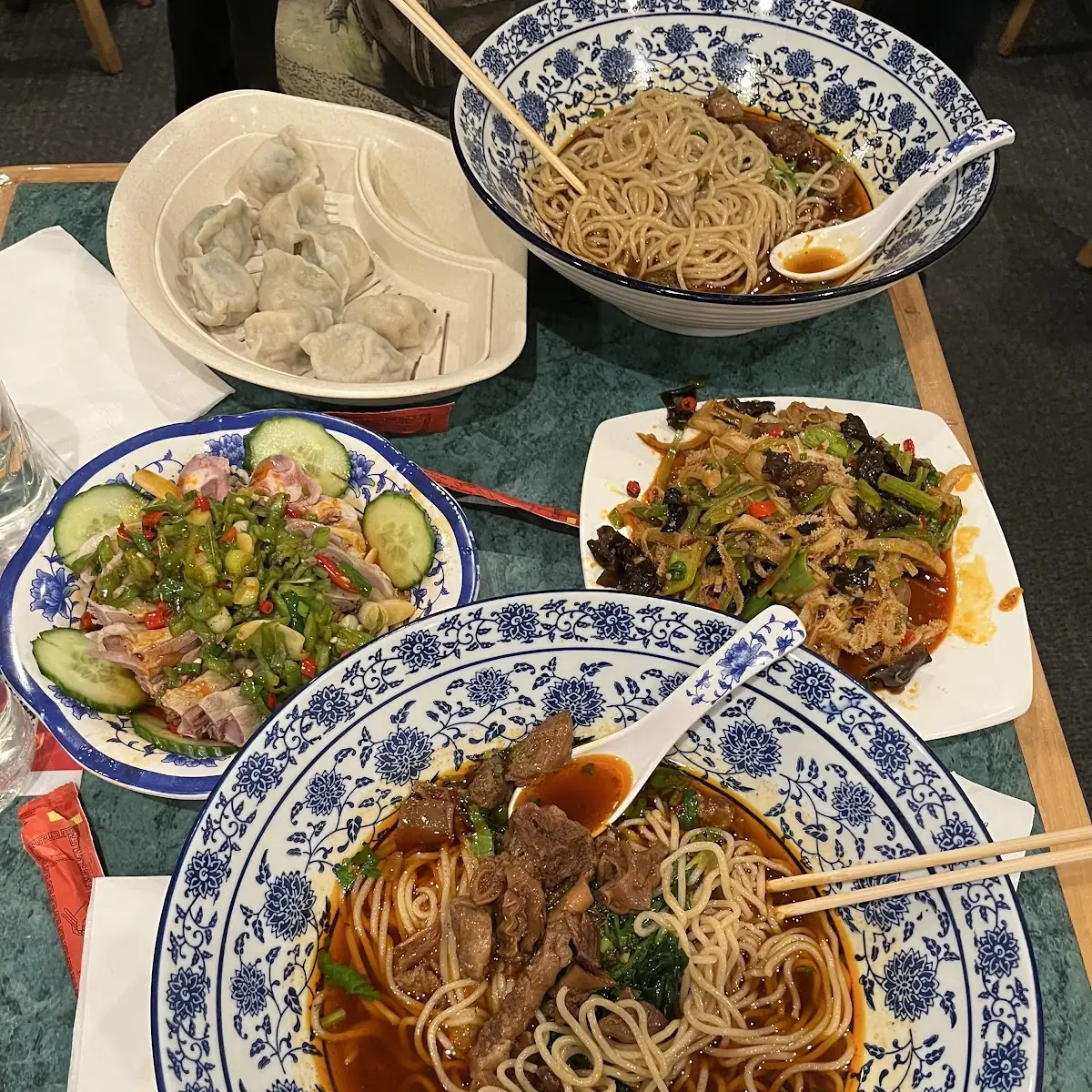 Lan Zhou Hand - Pulled Noodle